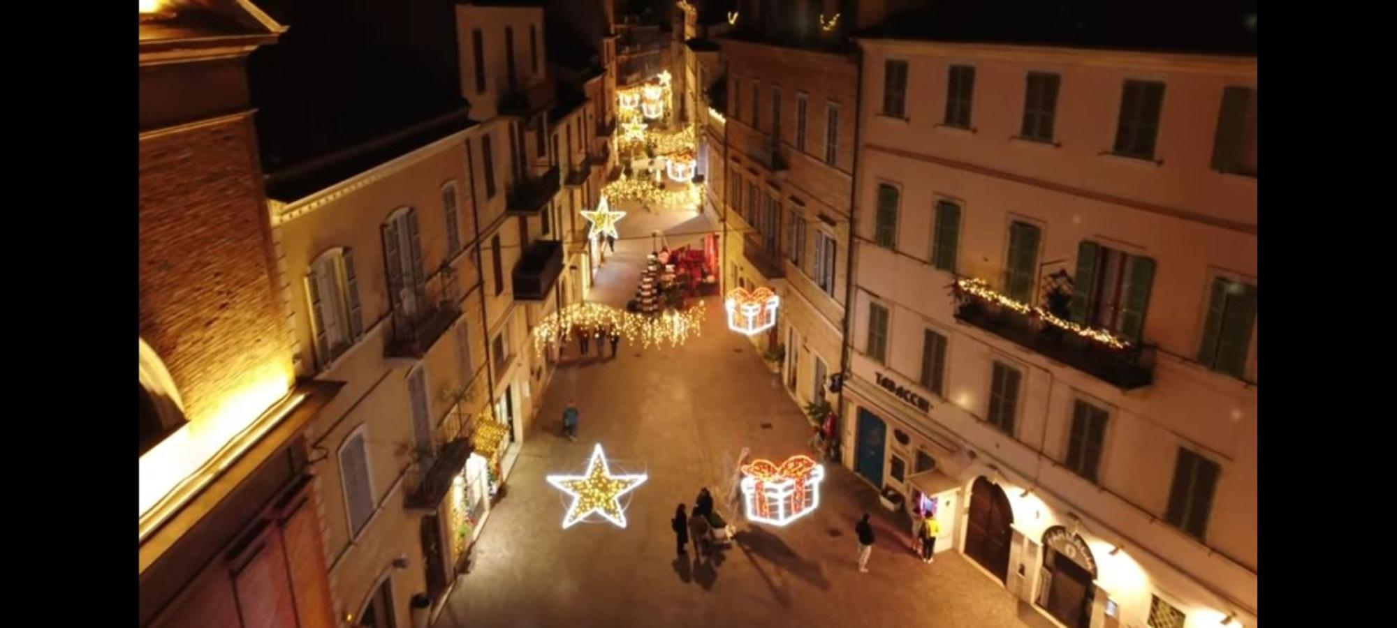 Loft Deluxe Centralissimo-Antica Vetreria San Benedetto del Tronto Exterior foto